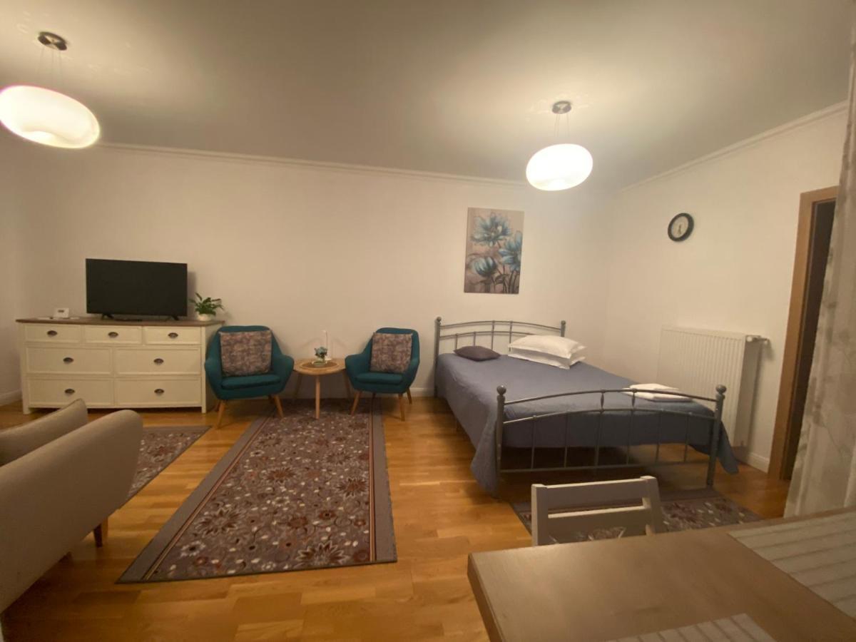 Lunafan Apartment Cluj-Napoca Eksteriør billede